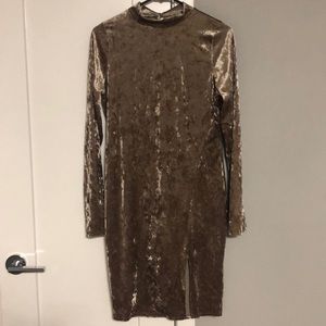 velvet long sleeve turtle neck dress
